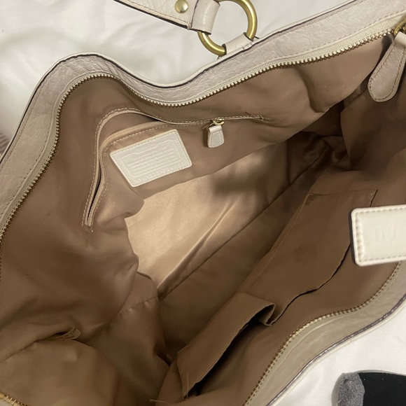 Coach handbag - Picture 2 of 5